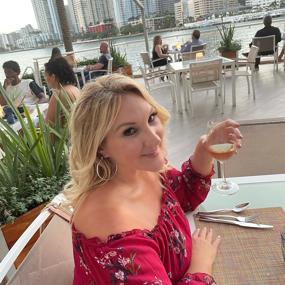 Meet your Posher, Gina